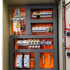 Painel de Controle de Motores
